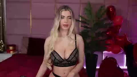 Snapshot of eleineblue chatting on 9, 3, 2025 Eleine online show from 9, 3, 2025