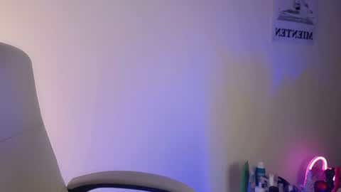  Elektra Sky  online show from 6, 1, 2025