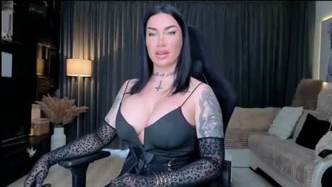 ElektraSheDemon online show from 17, 4, 2026