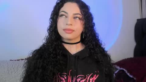 Snapshot of elena_lust chatting on 4, 12, 2025 Elena online show from 4, 12, 2025