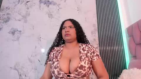 Snapshot of elena_wolff chatting on 19, 11, 2025 elena_wolff online show from 19, 11, 2025