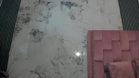 Snapshot of elena_wolff chatting on 25, 11, 2025 elena_wolff online show from 25, 11, 2025