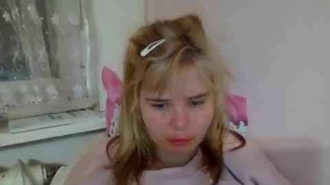 Elena online show from 6, 2, 2026