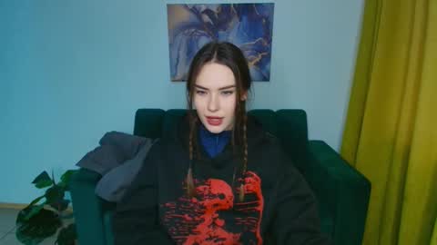 Snapshot of elenaoconar chatting on 4, 3, 2025 elenaoconar online show from 4, 3, 2025