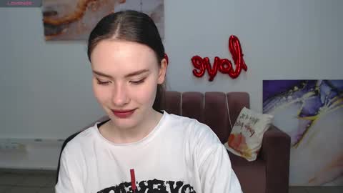Snapshot of elenaoconar chatting on 10, 3, 2025 elenaoconar online show from 10, 3, 2025