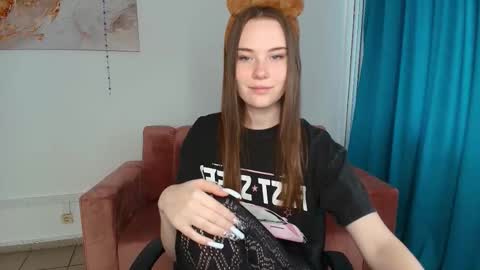 Snapshot of elenaoconar chatting on 16, 9, 2025 elenaoconar online show from 16, 9, 2025