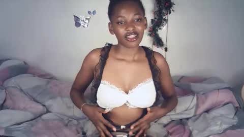 eleniedoll online show from 17, 2, 2026