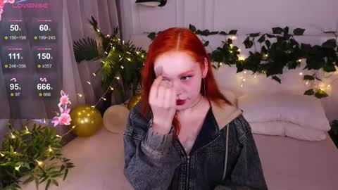 Snapshot of elfamirielle chatting on 11, 9, 2025 Elfa online show from 11, 9, 2025