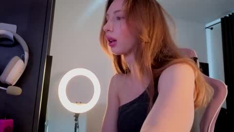 Elfie online show from 19, 5, 2026