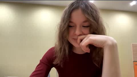 Mila online show from 5, 3, 2026