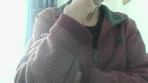 elfyonee online show from 5, 3, 2025