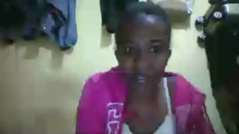 Snapshot of elhuithe05 chatting on 1, 8, 2026 elhuithe05 online show from 1, 8, 2026