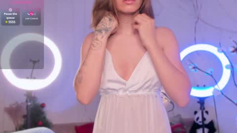 Snapshot of eli_llie chatting on 28, 12, 2024 Eli online show from 28, 12, 2024