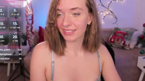 Snapshot of eli_llie chatting on 10, 1, 2025 Eli online show from 10, 1, 2025