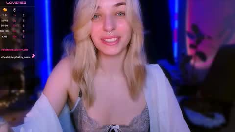 Snapshot of eli_llie chatting on 23, 10, 2025 Eli online show from 23, 10, 2025