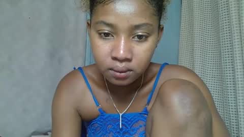 Snapshot of elia011 chatting on 23, 2, 2025 elia011 online show from 23, 2, 2025