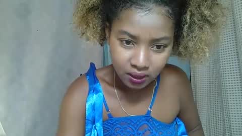 Snapshot of elia011 chatting on 24, 2, 2025 elia011 online show from 24, 2, 2025