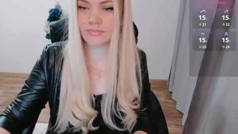 Snapshot of elia_ chatting on 28, 12, 2024 Ella online show from 28, 12, 2024