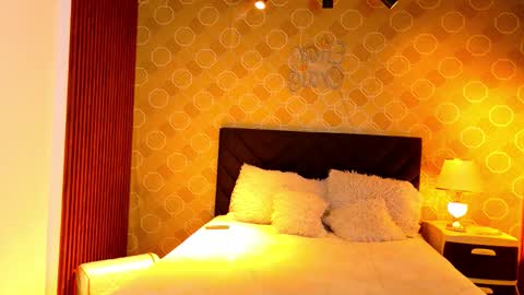 Snapshot of elian_craiggggg chatting on 14, 2, 2026 Elian online show from 14, 2, 2026