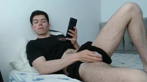 Snapshot of elian_tg chatting on 8, 11, 2025 Elian online show from 8, 11, 2025