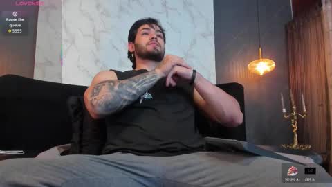 Snapshot of eliankeiser chatting on 28, 11, 2025 Elian online show from 28, 11, 2025