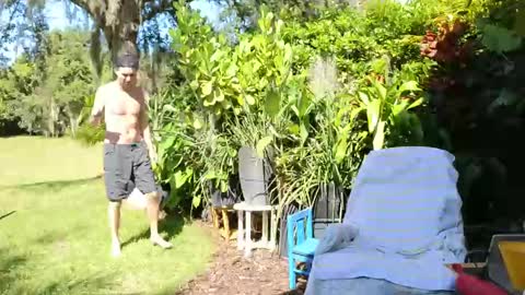 Snapshot of eliberator chatting on 16, 9, 2025 eliberator online show from 16, 9, 2025