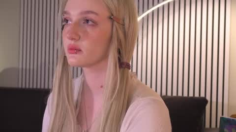 Ellie online show from 18, 4, 2026