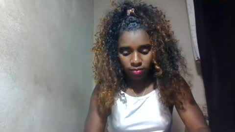 Snapshot of elina981 chatting on 20, 7, 2026 elina981 online show from 20, 7, 2026