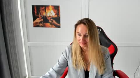 Milena online show from 28, 7, 2026