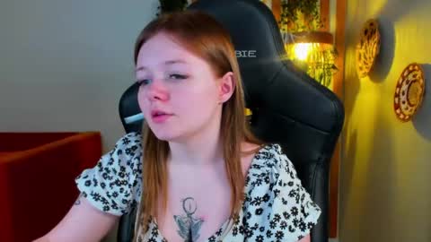 Snapshot of elinavale chatting on 7, 6, 2026 elinavale online show from 7, 6, 2026