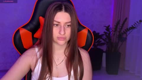 Elina online show from 20, 10, 2025