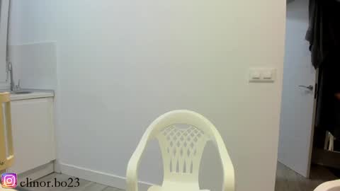 Snapshot of elinor_bo chatting on 3, 12, 2024 paula onlyfns online show from 3, 12, 2024