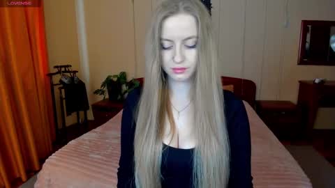Snapshot of elinor_faith chatting on 22, 2, 2025 elinor_faith online show from 22, 2, 2025