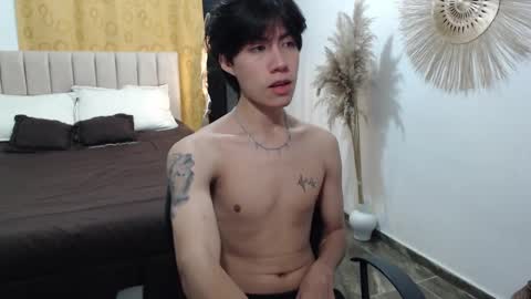 Snapshot of elio_collem chatting on 14, 10, 2025 ELIO online show from 14, 10, 2025