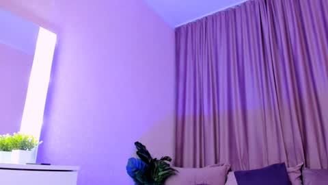 Elizabeth online show from 17, 12, 2024