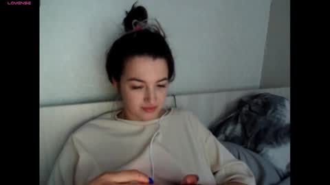 Snapshot of elisa_dove208 chatting on 14, 11, 2025 elisa_dove208 online show from 14, 11, 2025