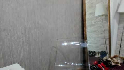 Snapshot of elisabaxter chatting on 5, 3, 2025 Maria online show from 5, 3, 2025