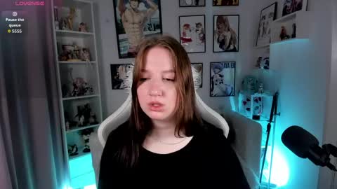 Snapshot of elisabeth_binder chatting on 7, 6, 2026 your sweet Lisa online show from 7, 6, 2026