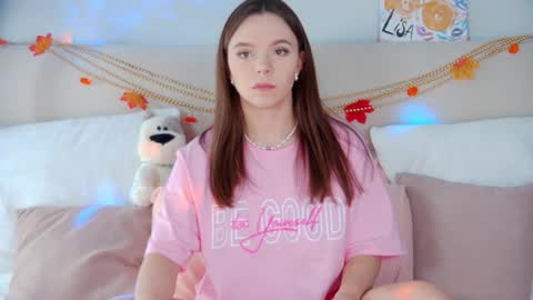 Snapshot of elisabethdavis chatting on 4, 12, 2024 ElisabethDavis online show from 4, 12, 2024