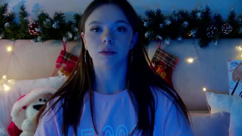 Snapshot of elisabethdavis chatting on 5, 1, 2025 ElisabethDavis online show from 5, 1, 2025