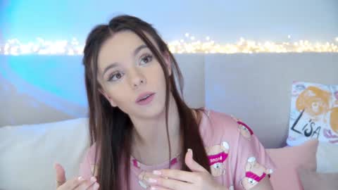 Snapshot of elisabethdavis chatting on 21, 1, 2025 ElisabethDavis online show from 21, 1, 2025