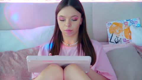 Snapshot of elisabethdavis chatting on 30, 1, 2025 ElisabethDavis online show from 30, 1, 2025