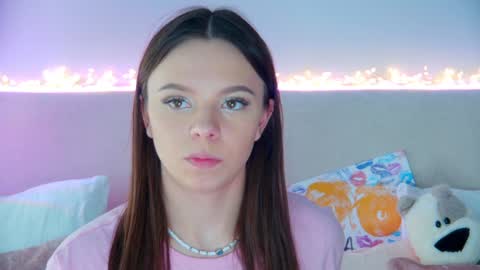 Snapshot of elisabethdavis chatting on 1, 2, 2025 ElisabethDavis online show from 1, 2, 2025