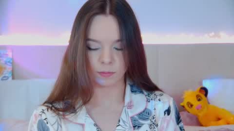 Snapshot of elisabethdavis chatting on 2, 3, 2025 ElisabethDavis online show from 2, 3, 2025