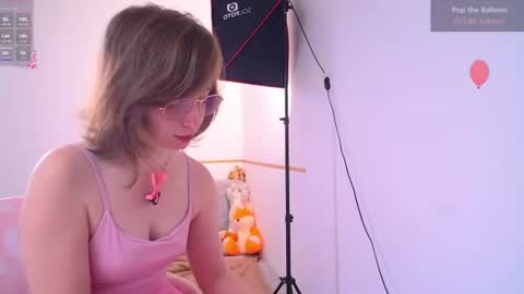 Snapshot of elise_nyx chatting on 29, 7, 2026 elise_nyx online show from 29, 7, 2026