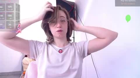 Snapshot of elise_nyx chatting on 2, 8, 2026 elise_nyx online show from 2, 8, 2026