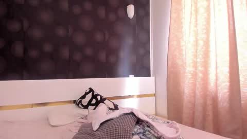 Snapshot of elisetyler89 chatting on 21, 11, 2025 Elly online show from 21, 11, 2025