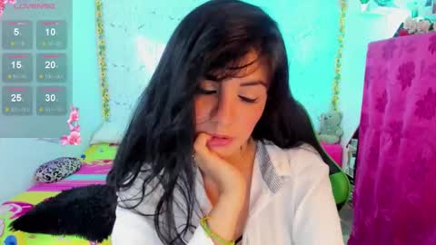 Snapshot of elissa_iris chatting on 17, 10, 2025 E L I S S A online show from 17, 10, 2025