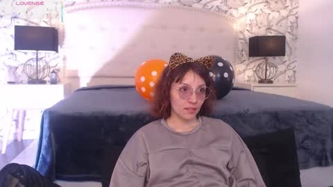 Snapshot of eliza_gh chatting on 25, 10, 2025 Eliza online show from 25, 10, 2025