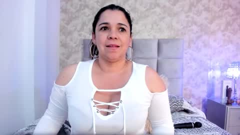 Elizabeth online show from 10, 2, 2025